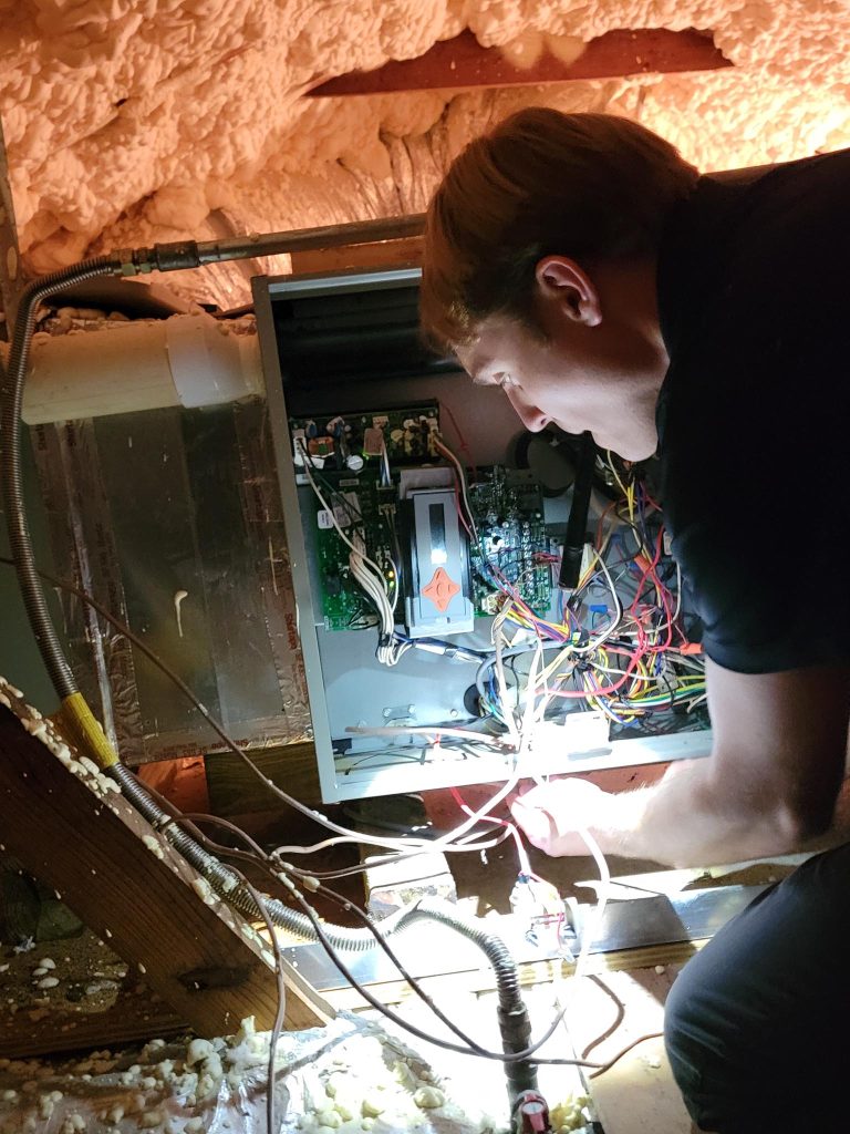 Summerville, SC AC Repair Fix-it 24/7 Verifying Wiring