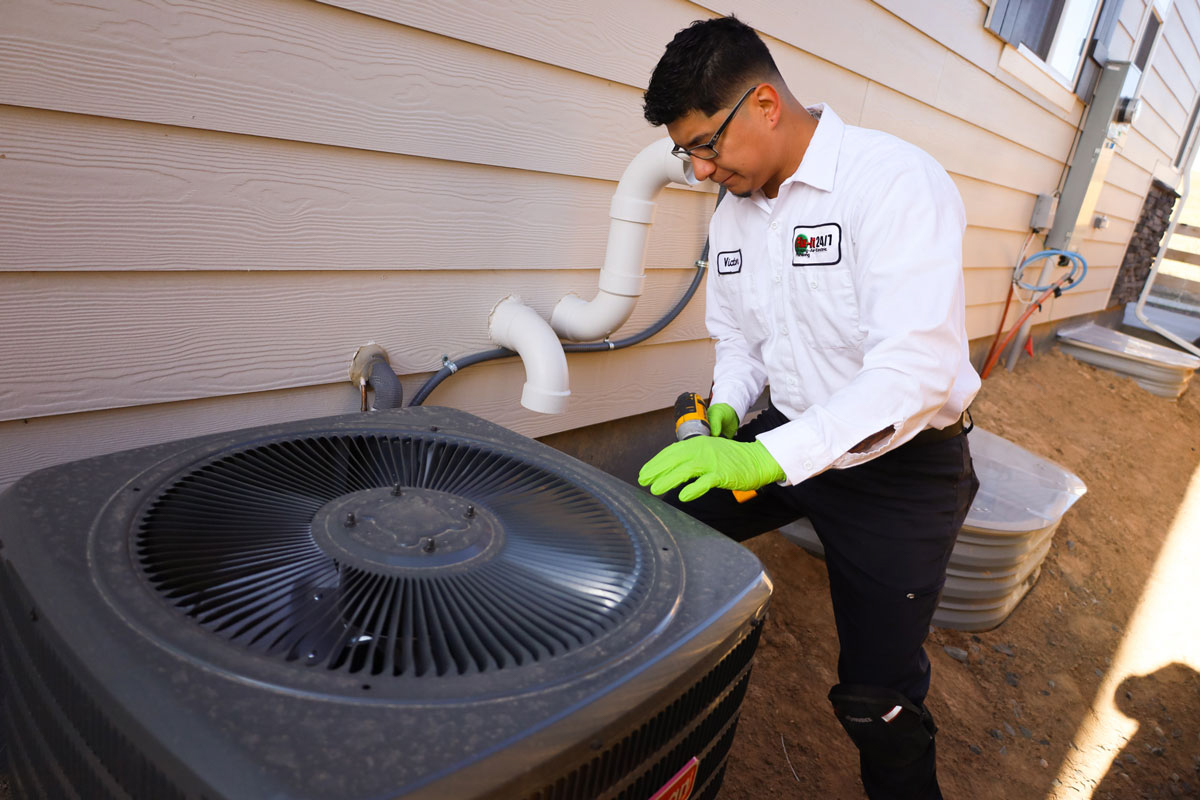 Heat Pump Installation in Charleston, SC from Fix-it 24/7 Air Conditioning, Plumbing & Heating