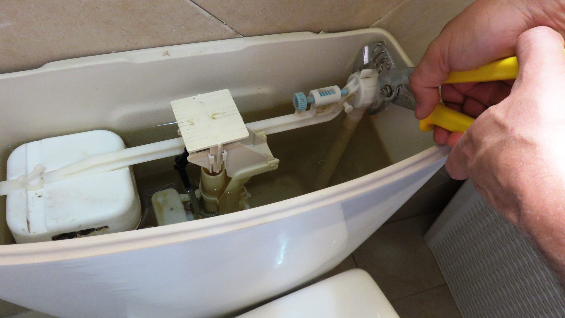 Toilet Repair & Installation in Charleston, SC from Fix-it 24/7 Air Conditioning, Plumbing & Heating